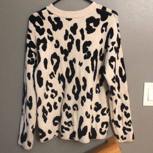 Nwot Something Navy leopard crewneck sweater - Picture 9 of 10